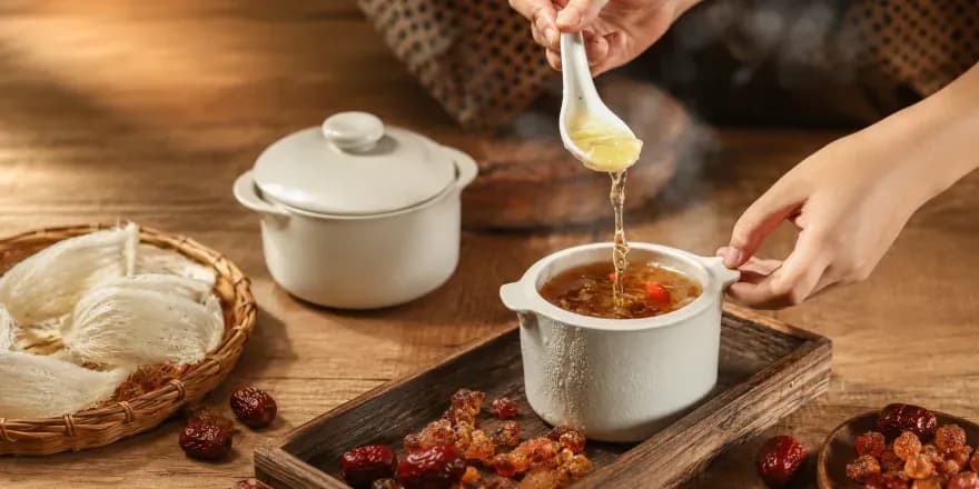 Chăm sóc người lớn tuổi trong nhà